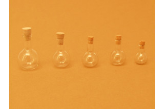 Puppenstube #02# Miniatur f.d Korken,l eer 4x Gewürzglas/Glas Maßstab 1:12 